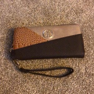 Brand new wallet/clutch/wristlet